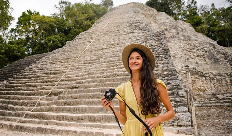 Visitando las Ruinas Mayas de Coba