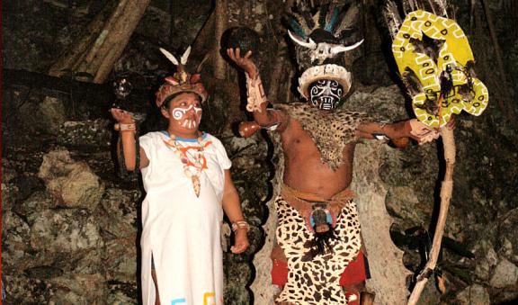 disfruta de una ceremonia maya