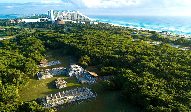 The nearest Mayan Ruins from Cancun