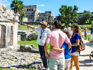 A guided tour in Tulum